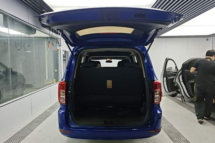 Used Wuling Hongguang 2018 1.5L S Standard Version L2B Trunk