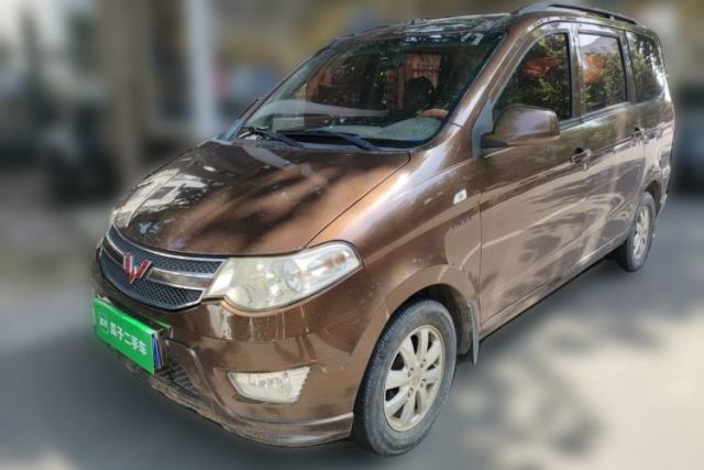 Used Wuling Hongguang 2018, 1.5-liter manual, gasoline, seven-seater