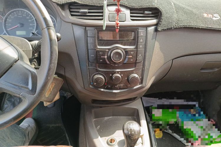 Used Wuling Hongguang 2018 1.5L Classic S Base Model Audio And AC Panel
