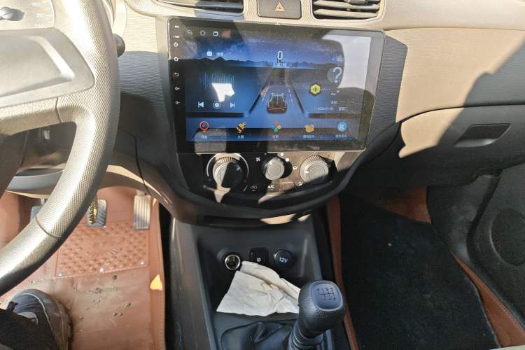 Used Wuling Hongguang 2018 1.5L Classic S Base Model Audio And AC Panel