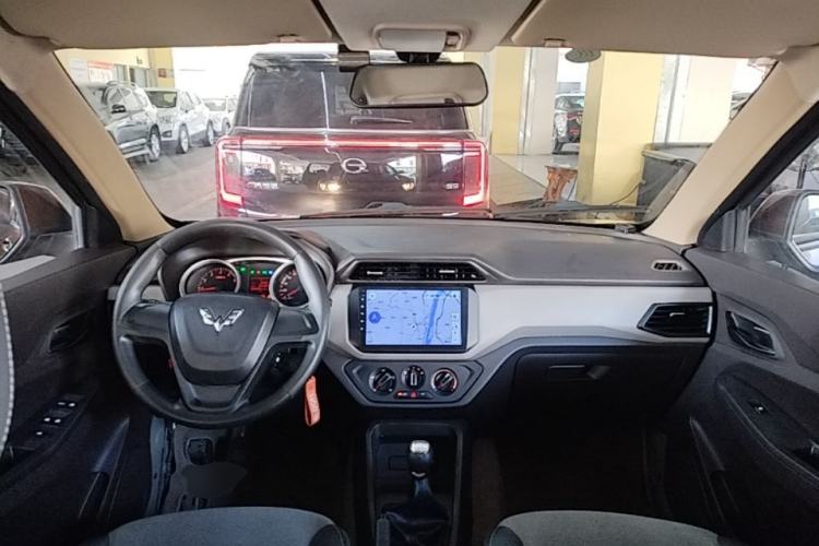 Used Wuling Hongguang 2018 1.5L S Standard Version L2B Center Console