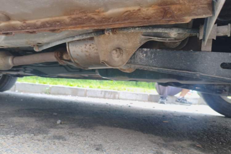 Used Wuling Hongguang 2018 1.5L S Comfort Model L2B Chassis Rear Left