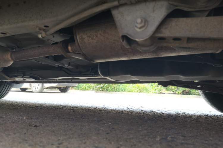 Used Wuling Hongguang 2018 1.5L S Standard Version L2B Chassis Rear Left