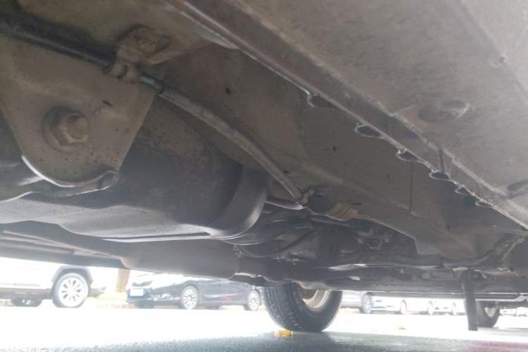 Used Wuling Hongguang 2018 1.5L S Comfort Model L2B Chassis Rear Right