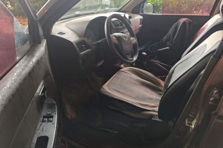 Used Wuling Hongguang 2018 1.5L Classic S Base Model Driver Seat
