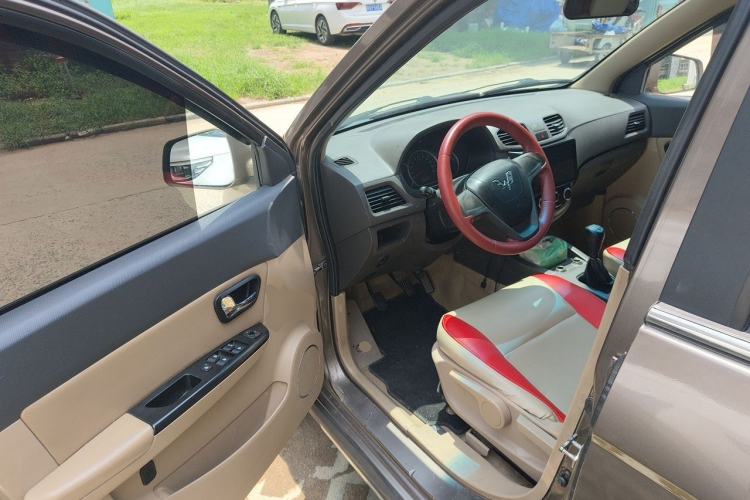 Used Wuling Hongguang 2018 1.5L Classic S Standard Model Driver Seat