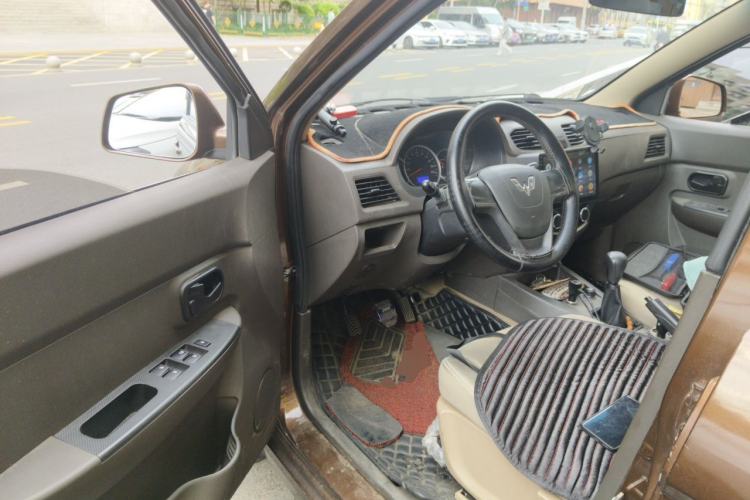 Used Wuling Hongguang 2018 1.5L Classic S Standard Model Driver Seat