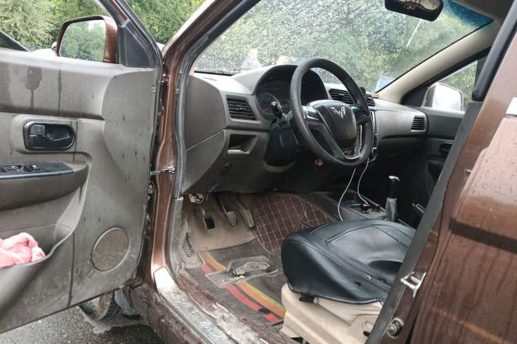 Used Wuling Hongguang 2018 1.5L Classic S Standard Model Driver Seat