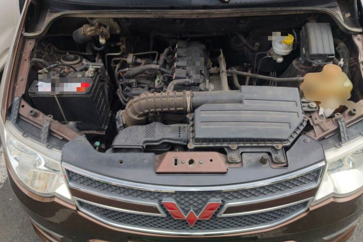 Used Wuling Hongguang 2018 1.5L Classic S Standard Model Engine Bay