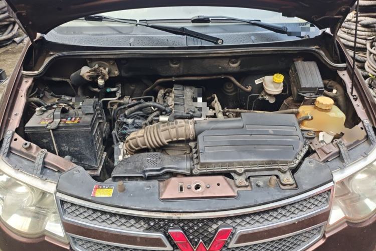 Used Wuling Hongguang 2018 1.5L Classic S Standard Model Engine Bay