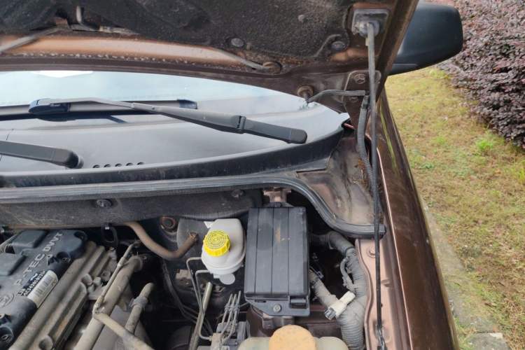 Used Wuling Hongguang 2018 1.5L Classic S Base Model Engine Bay Left
