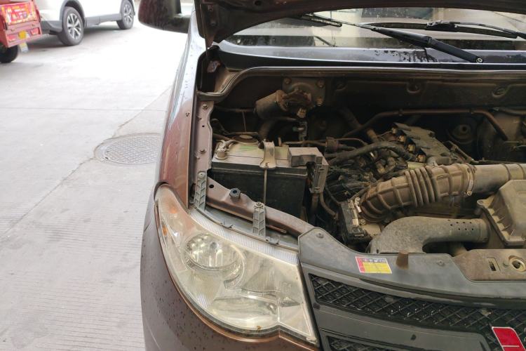 Used Wuling Hongguang 2018 1.5L Classic S Base Model Engine Bay Right