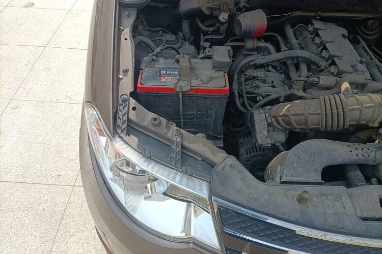 Used Wuling Hongguang 2018 1.5L Classic S Base Model Engine Bay Right