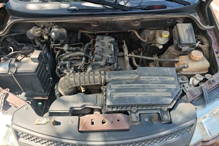 Used Wuling Hongguang 2018 1.5L Classic S Base Model Engine Bay