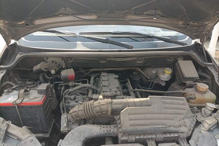 Used Wuling Hongguang 2018 1.5L Classic S Base Model Engine Bay