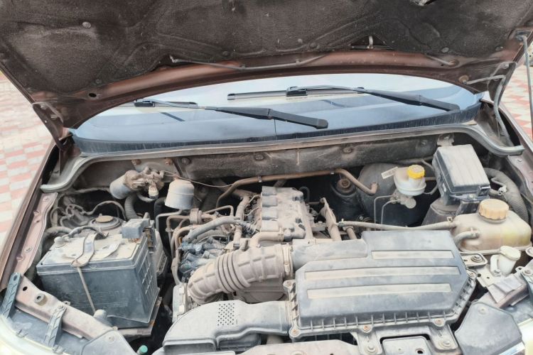 Used Wuling Hongguang 2018 1.5L S Standard Version L2B Engine Bay