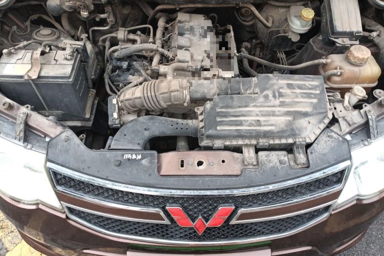Used Wuling Hongguang 2018 1.5L Classic S Standard Model Engine Bay
