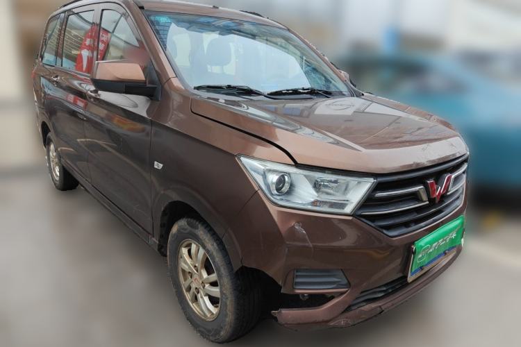 Used Wuling Hongguang 2018 1.5L S Standard Version L2B Exterior 2