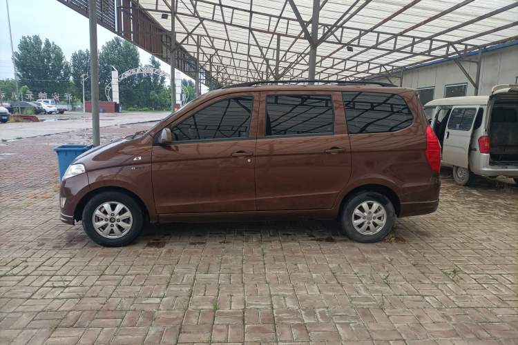Used Wuling Hongguang 2018 1.5L S Standard Version L2B Exterior 4