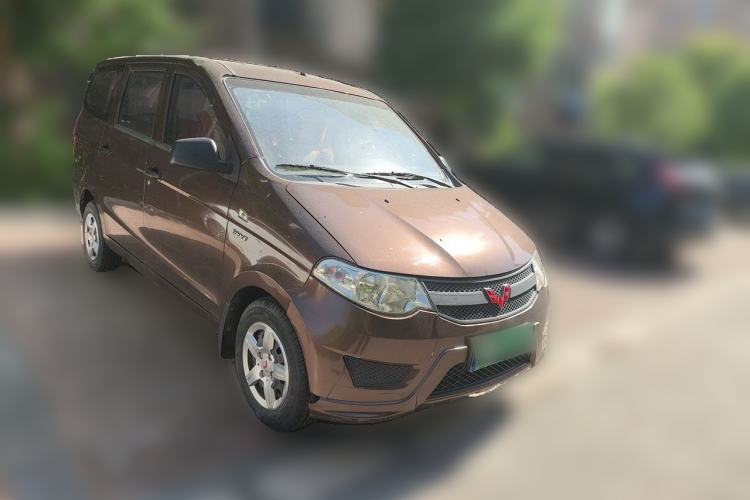 Used Wuling Hongguang 2018 1.5L Classic S Base Model Front Right 45 Deg