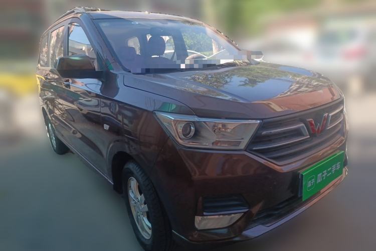 Used Wuling Hongguang 2018 1.5L S Comfort Model L2B Front Right 45 Deg