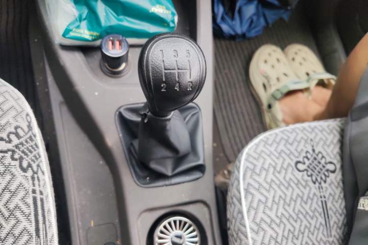 Used Wuling Hongguang 2018 1.5L Classic S Base Model Gear Lever