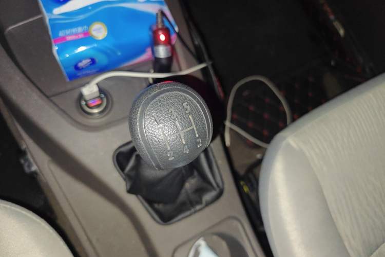 Used Wuling Hongguang 2018 1.5L Classic S Base Model Gear Lever