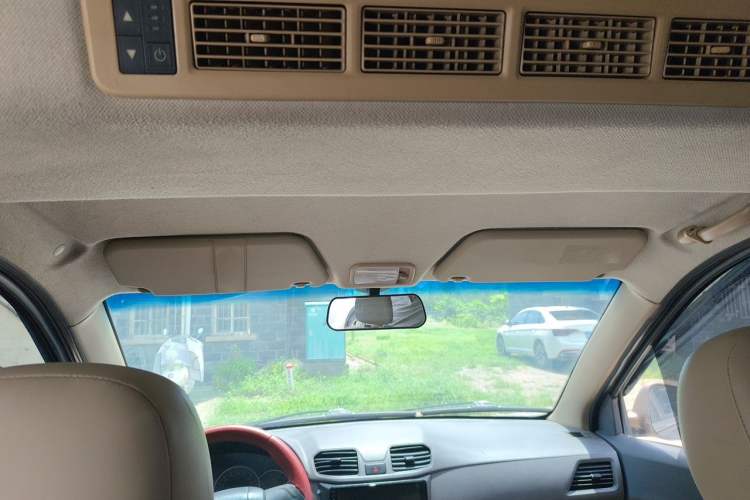Used Wuling Hongguang 2018 1.5L Classic S Standard Model Headliner