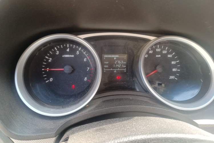 Used Wuling Hongguang 2018 1.5L S Comfort Model L2B Instrument Cluster