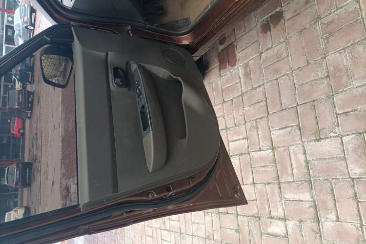 Used Wuling Hongguang 2018 1.5L S Standard Version L2B Interior 1