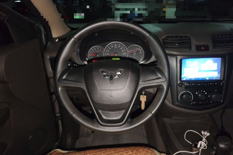 Used Wuling Hongguang 2018 1.2L Classic S Base Model Interior 1