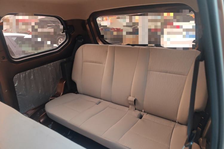 Used Wuling Hongguang 2018 1.5L Classic S Base Model Interior 3