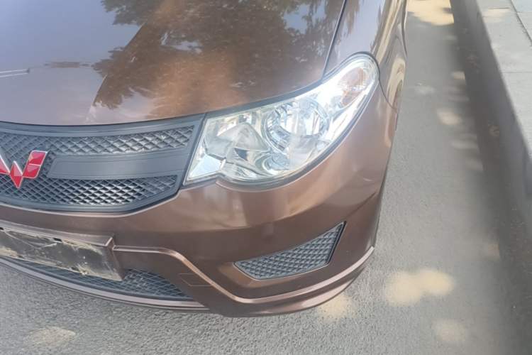 Used Wuling Hongguang 2018 1.2L Classic S Base Model Left Front Headlight
