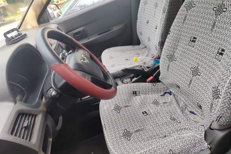 Used Wuling Hongguang 2018 1.5L Classic S Base Model Left Front Seat