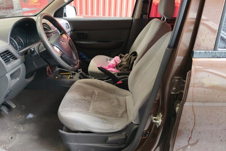 Used Wuling Hongguang 2018 1.5L Classic S Base Model Left Front Seat