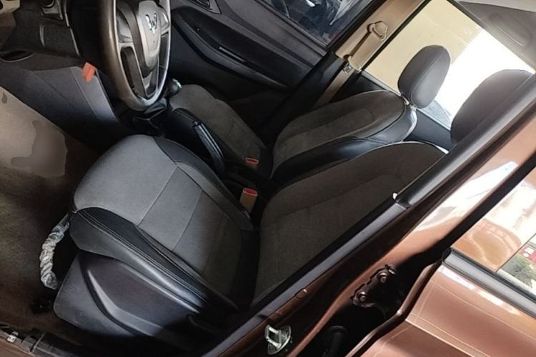 Used Wuling Hongguang 2018 1.5L S Standard Version L2B Left Front Seat