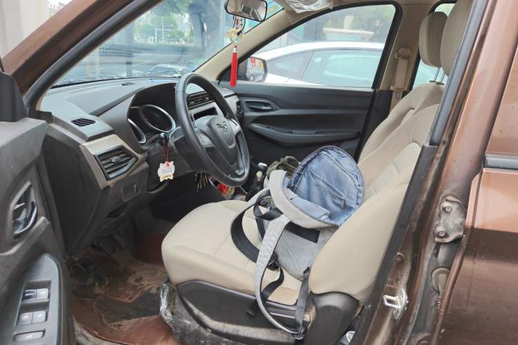 Used Wuling Hongguang 2018 1.5L S Standard Version L2B Left Front Seat