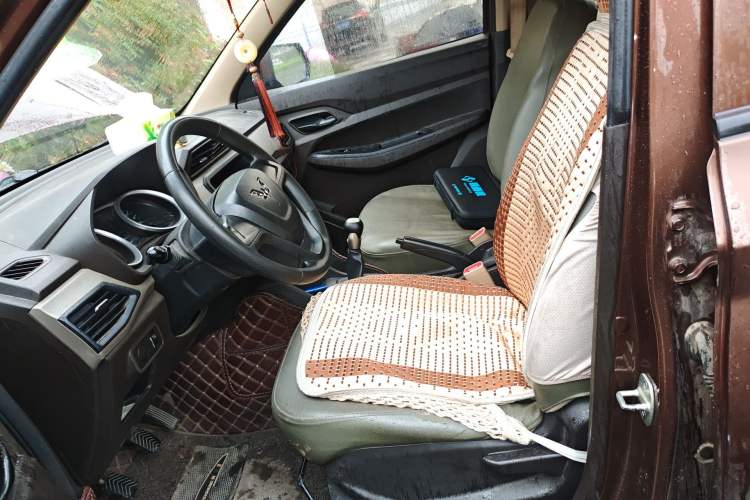 Used Wuling Hongguang 2018 1.5L S Standard Version L2B Left Front Seat