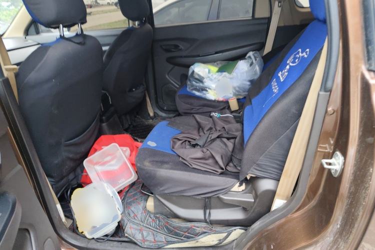 Used Wuling Hongguang 2018 1.5L S Standard Version L2B Left Rear Seat