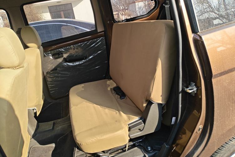 Used Wuling Hongguang 2018 1.5L Classic S Base Model Left Rear Seat
