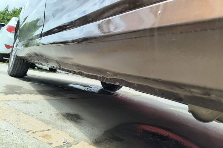 Used Wuling Hongguang 2018 1.5L S Comfort Model L2B Left Side Sill