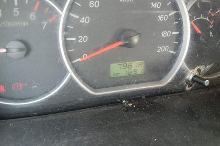 Used Wuling Hongguang 2018 1.5L Classic S Base Model Odometer Close Up