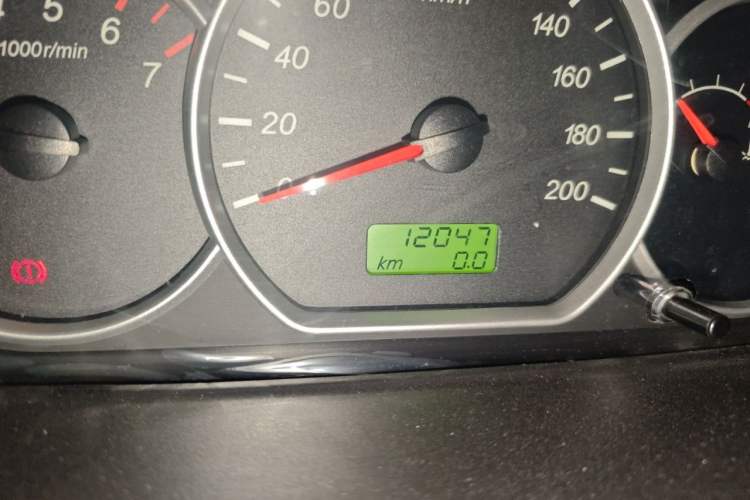 Used Wuling Hongguang 2018 1.2L Classic S Base Model Odometer Close Up