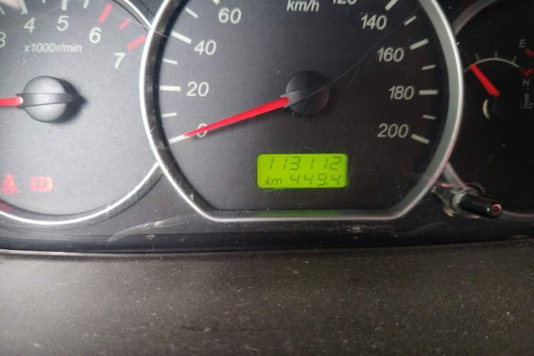 Used Wuling Hongguang 2018 1.5L Classic S Base Model Odometer Close Up