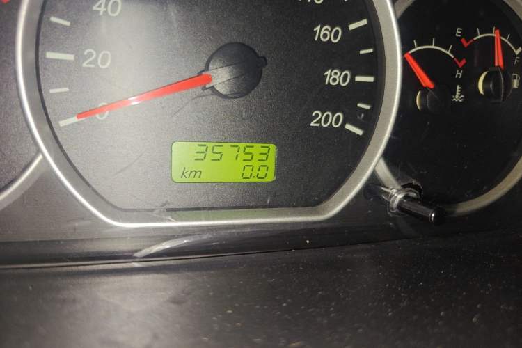 Used Wuling Hongguang 2018 1.5L Classic S Base Model Odometer Close Up