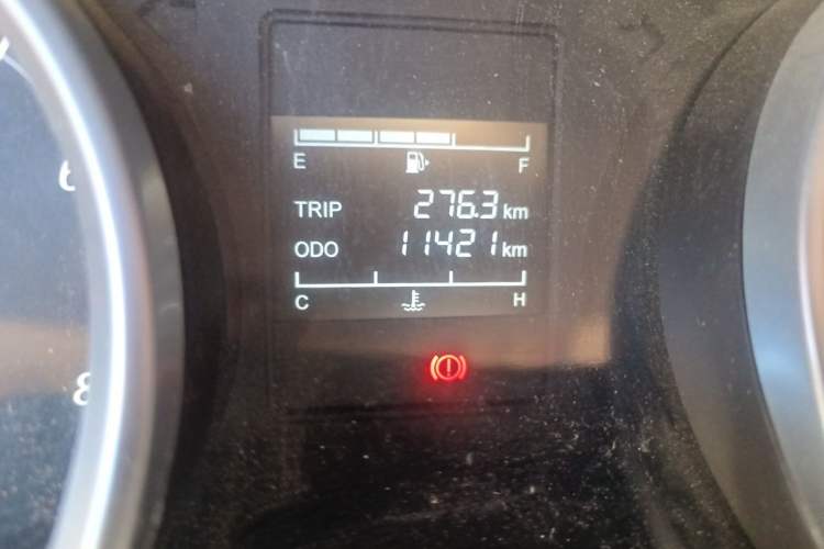 Used Wuling Hongguang 2018 1.5L S Comfort Model L2B Odometer Close Up
