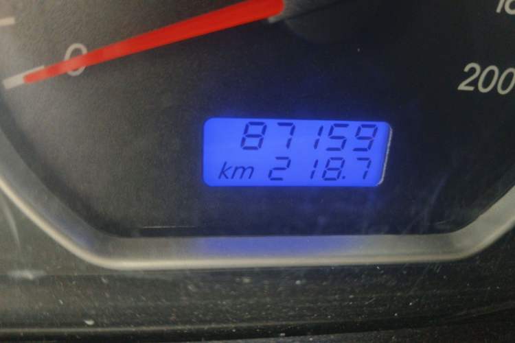 Used Wuling Hongguang 2018 1.5L Classic S Standard Model Odometer Close Up