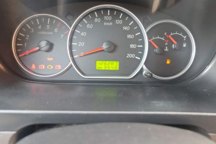 Used Wuling Hongguang 2018 1.5L Classic S Base Model Odometer Close Up
