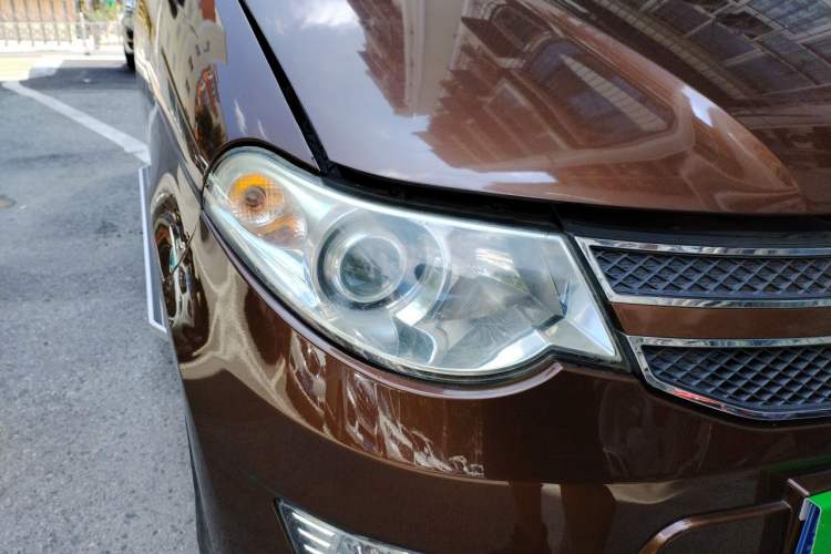 Used Wuling Hongguang 2018 1.5L Classic S Base Model Right Front Headlight