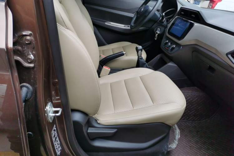 Used Wuling Hongguang 2018 1.5L S Comfort Model L2B Right Front Seat